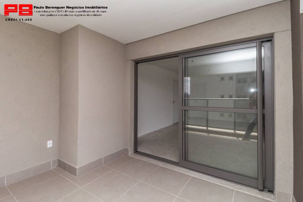 Apartamento à venda com 3 quartos, 150m² - Foto 9