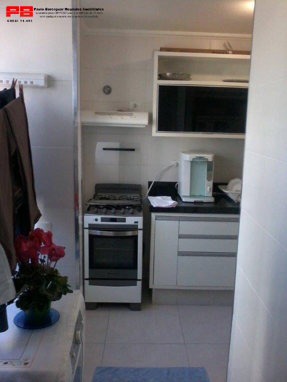 Apartamento à venda com 3 quartos, 93m² - Foto 9