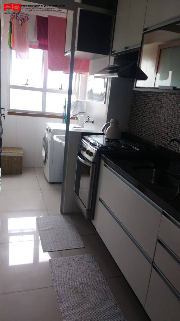 Apartamento à venda com 2 quartos, 56m² - Foto 4