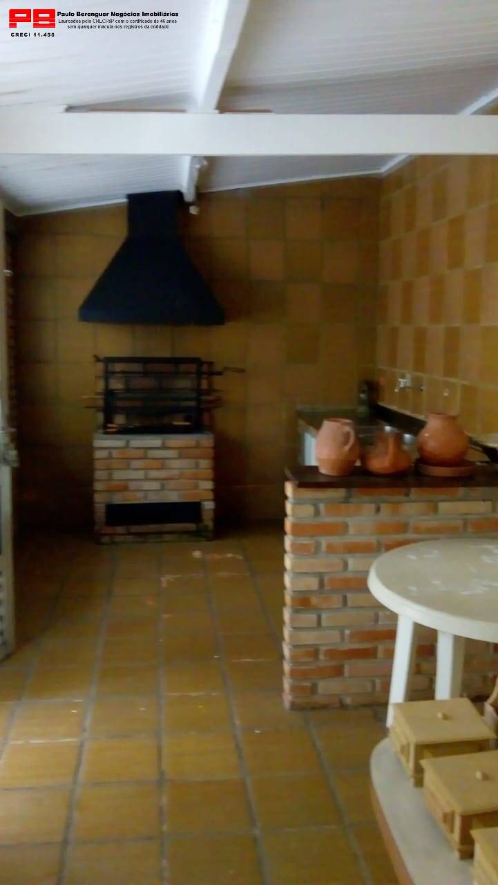 Sobrado à venda e aluguel com 3 quartos, 350m² - Foto 29