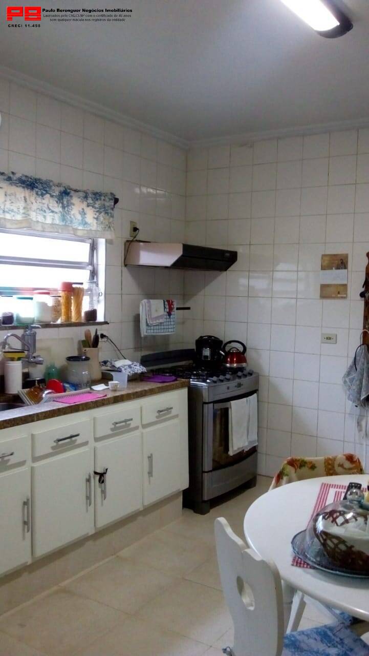 Sobrado à venda e aluguel com 3 quartos, 350m² - Foto 22