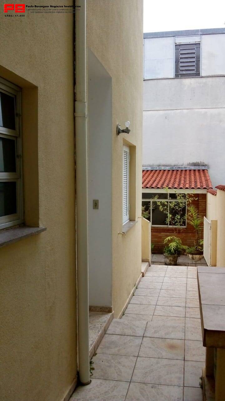 Sobrado à venda e aluguel com 3 quartos, 350m² - Foto 34