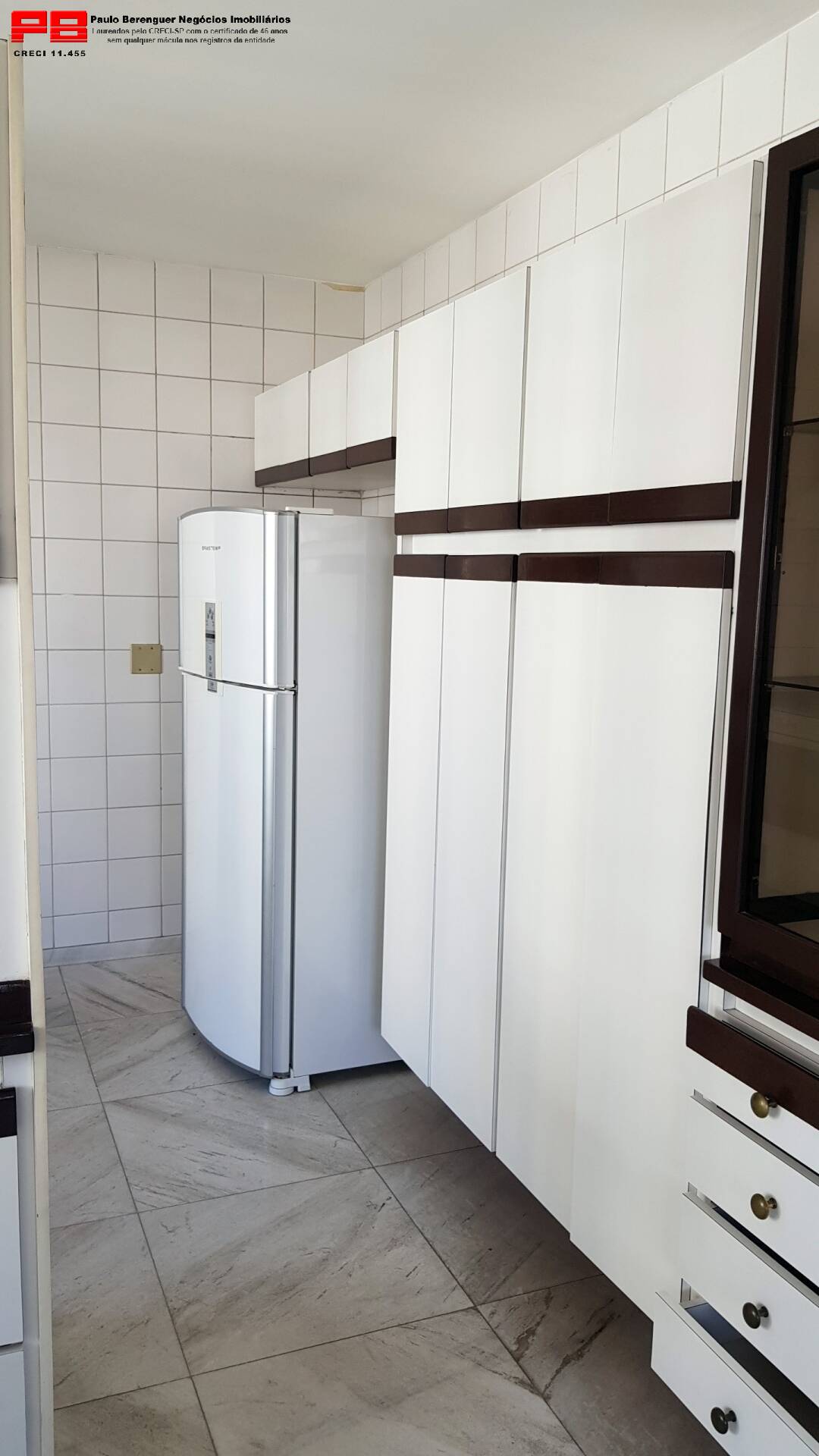 Apartamento à venda com 3 quartos, 248m² - Foto 14