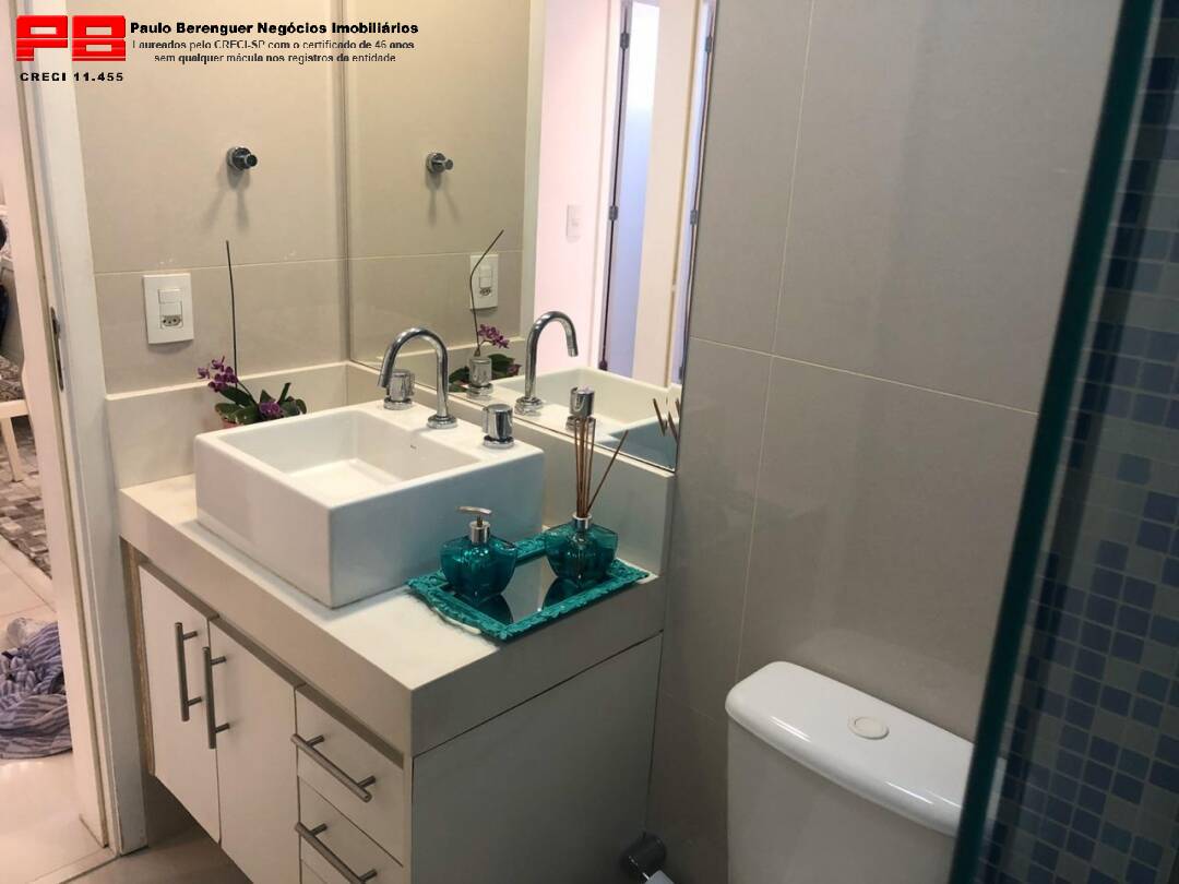 Apartamento à venda com 2 quartos, 80m² - Foto 2