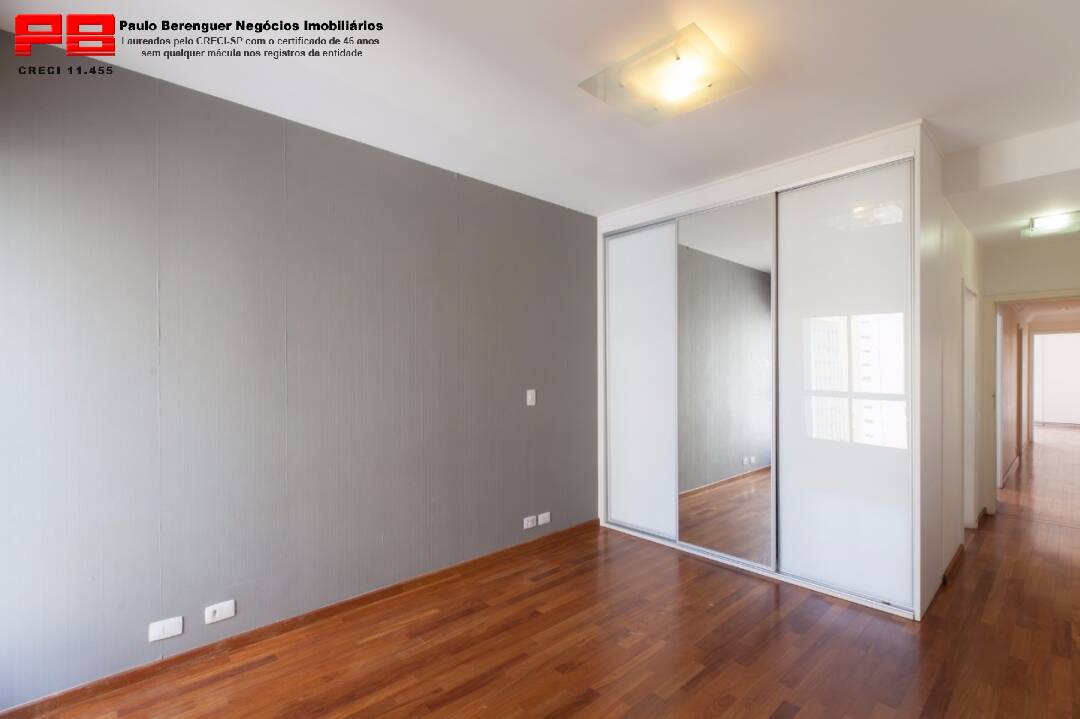 Apartamento à venda com 3 quartos, 182m² - Foto 17