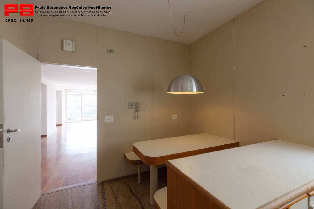 Apartamento à venda com 3 quartos, 182m² - Foto 8