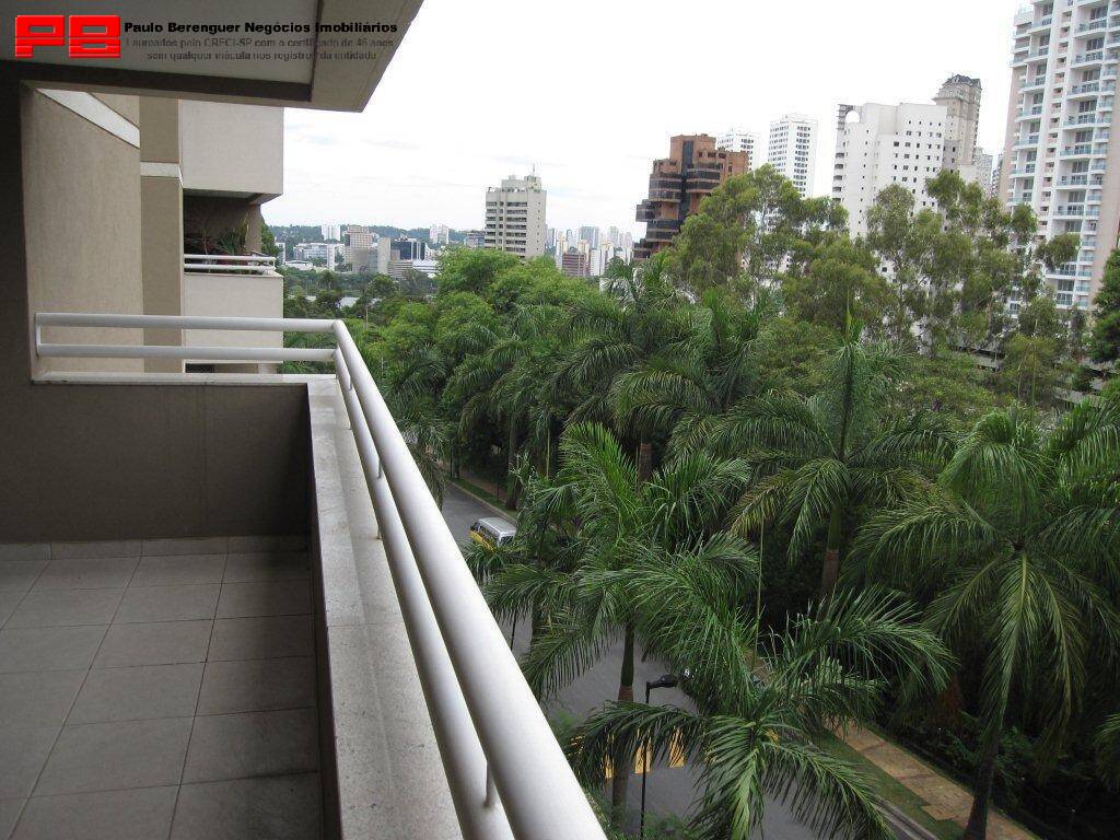 Apartamento à venda com 4 quartos, 180m² - Foto 9