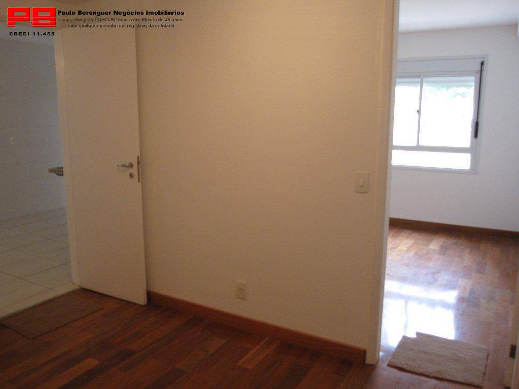 Apartamento à venda com 4 quartos, 180m² - Foto 13