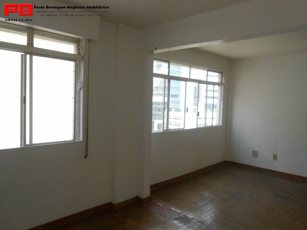 Apartamento para alugar com 2 quartos, 80m² - Foto 2