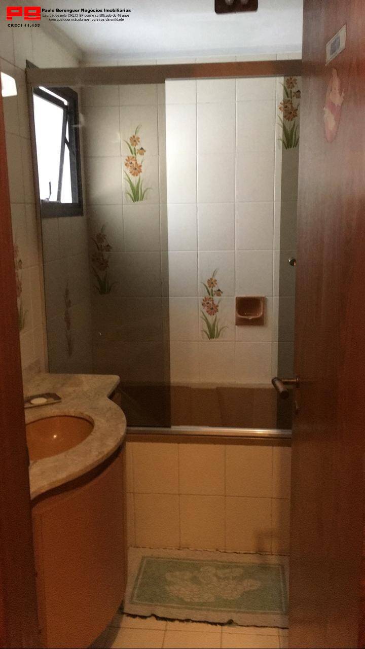 Apartamento à venda com 3 quartos, 179m² - Foto 13