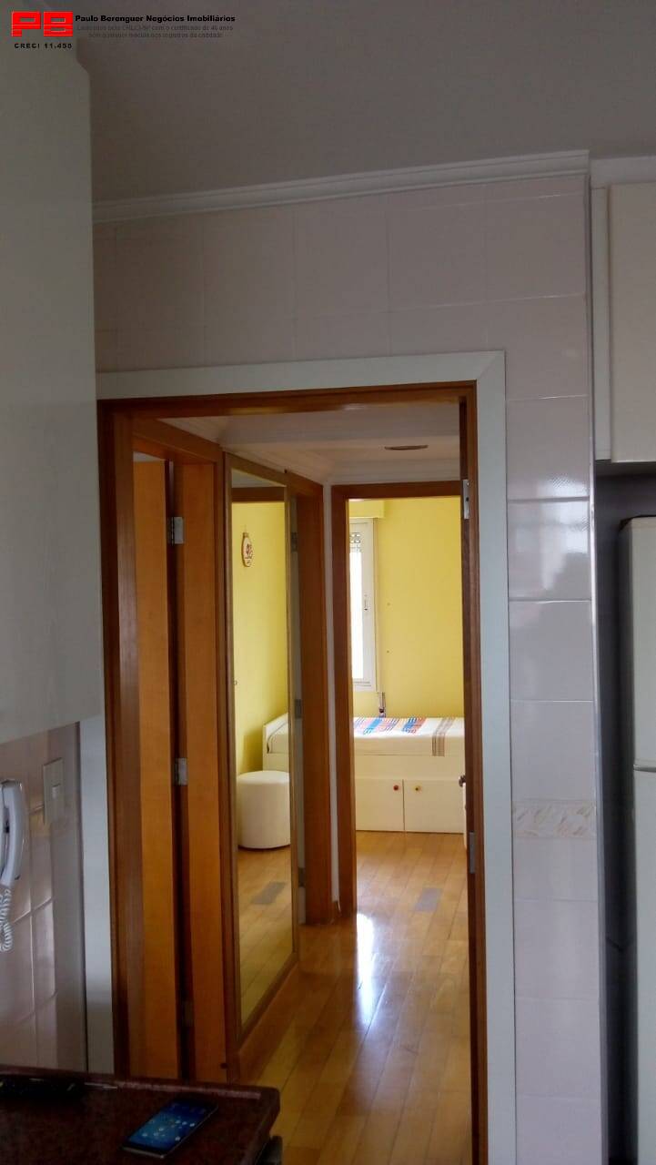 Apartamento à venda com 2 quartos, 65m² - Foto 5