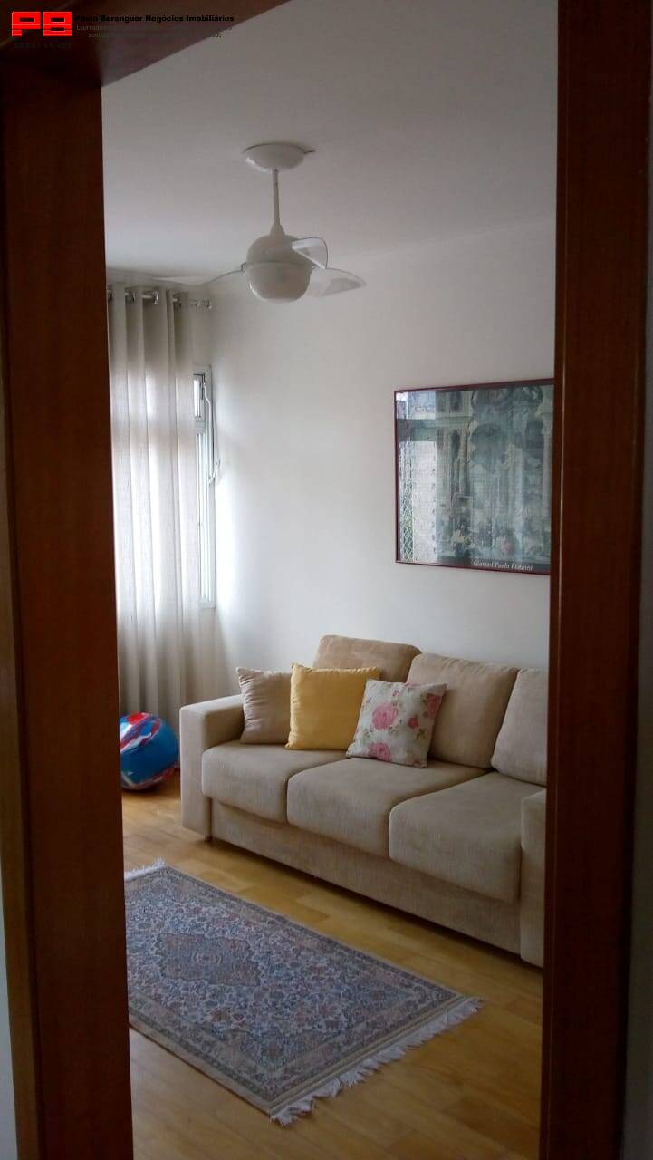 Apartamento à venda com 2 quartos, 65m² - Foto 1