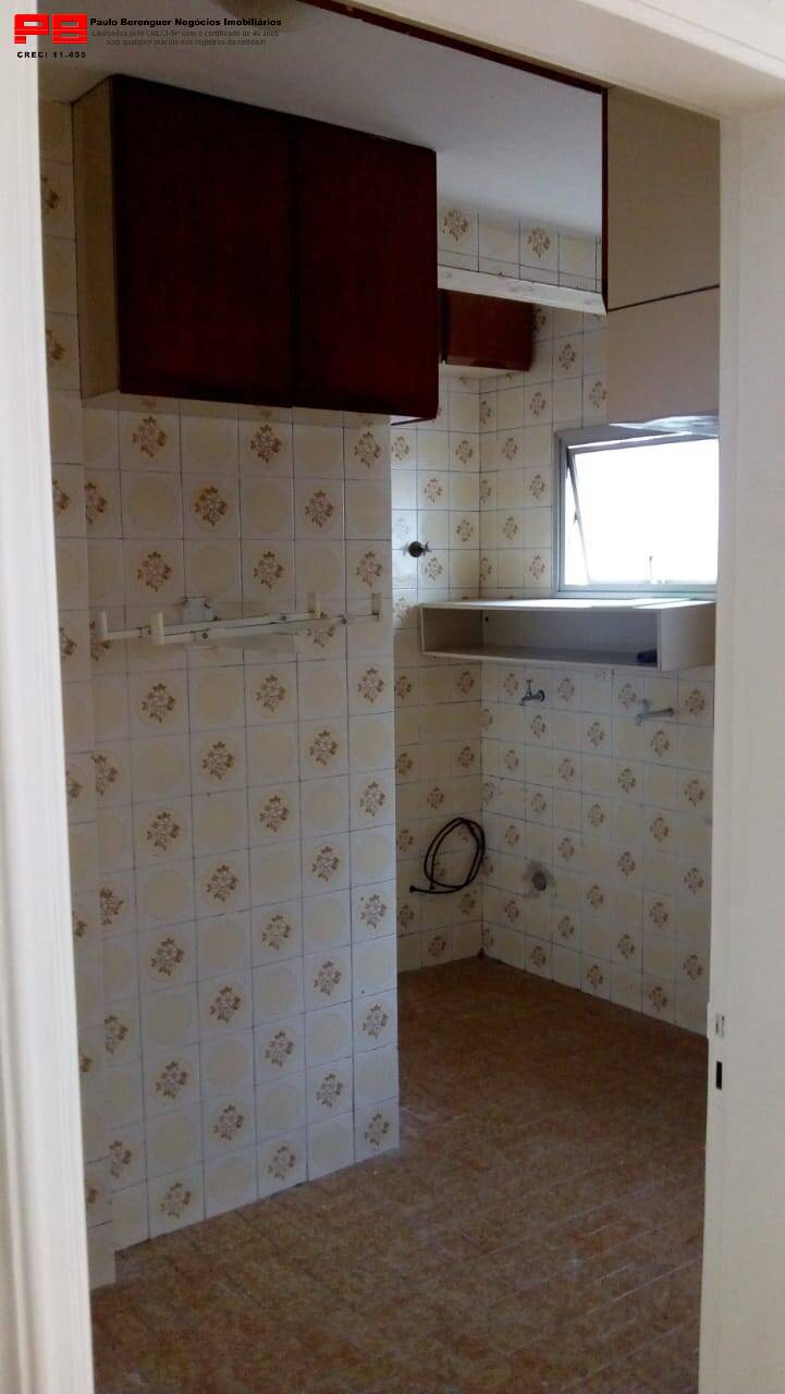 Apartamento à venda com 2 quartos, 60m² - Foto 10