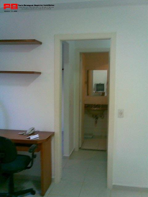 Apartamento à venda com 1 quarto, 34m² - Foto 2