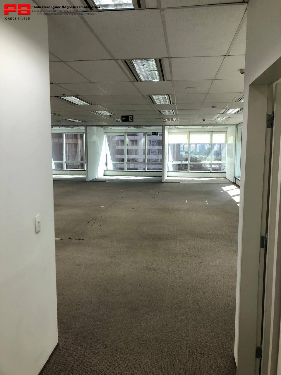 Conjunto Comercial-Sala para alugar, 331m² - Foto 1