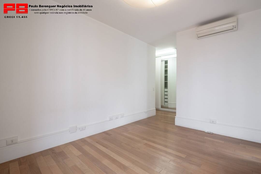 Apartamento à venda com 4 quartos, 260m² - Foto 18