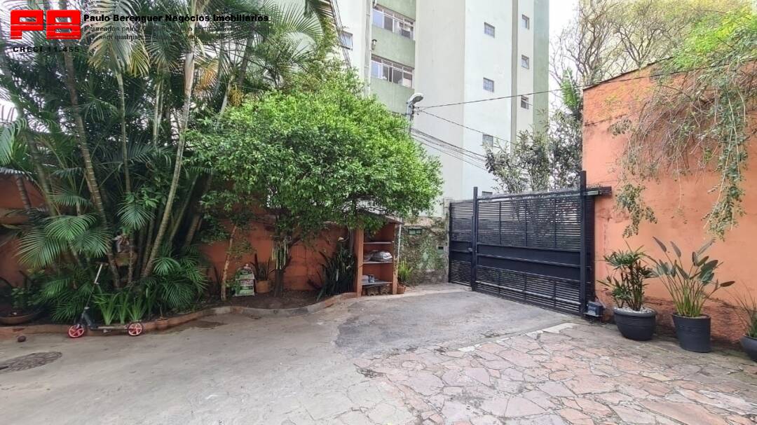 Casa à venda com 2 quartos, 200m² - Foto 2