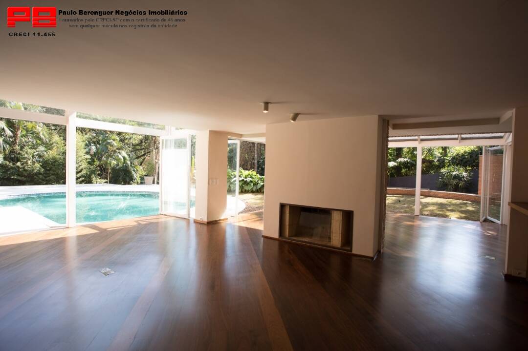 Casa à venda com 5 quartos, 1300m² - Foto 3