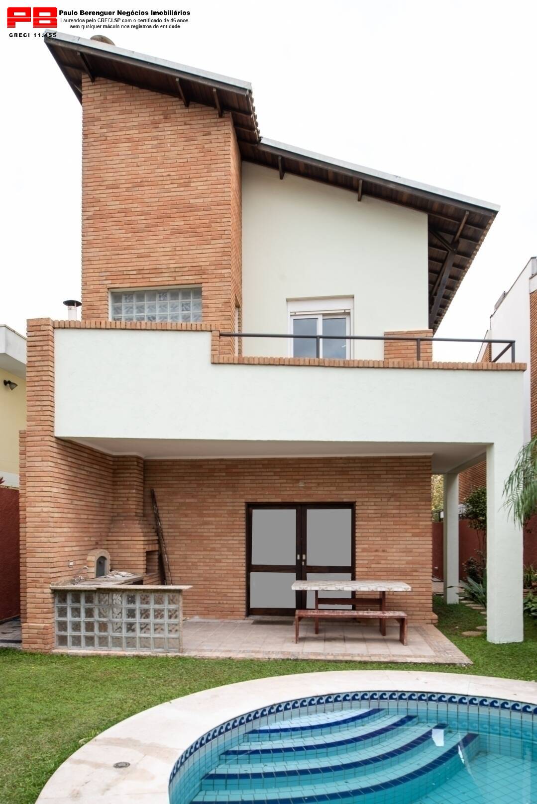 Casa à venda e aluguel com 3 quartos, 259m² - Foto 2