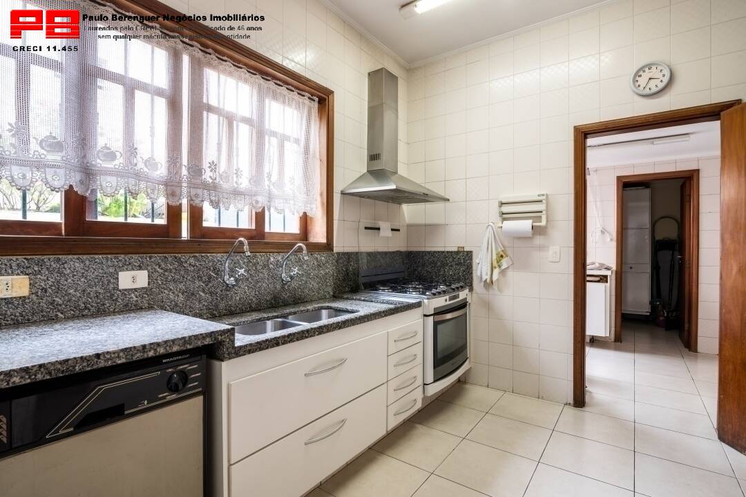 Sobrado à venda com 4 quartos, 300m² - Foto 26