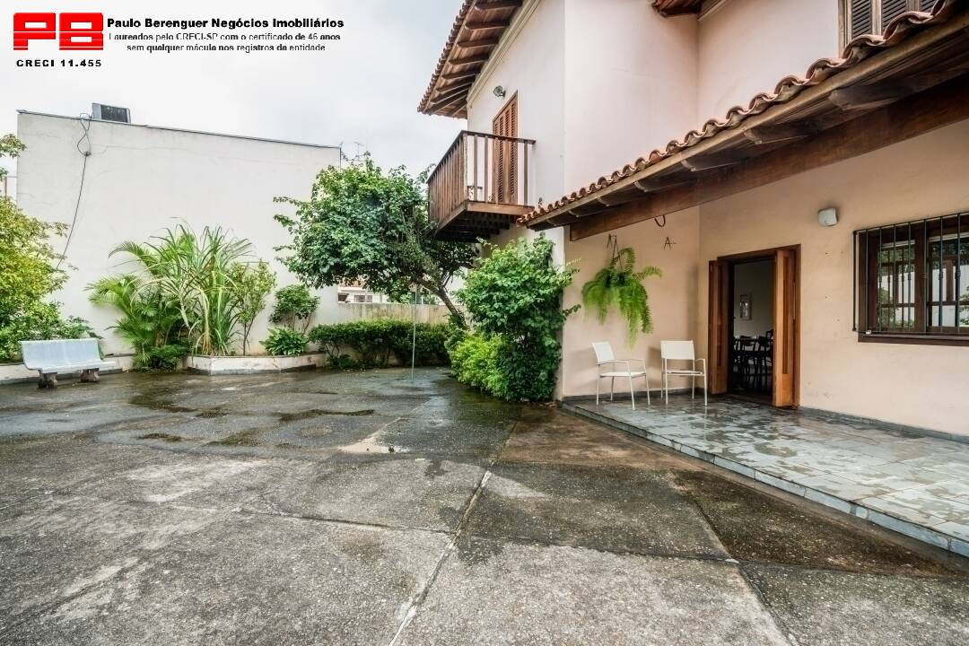 Sobrado à venda com 4 quartos, 300m² - Foto 21