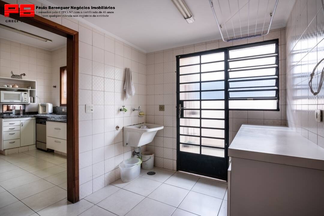 Sobrado à venda com 4 quartos, 300m² - Foto 28