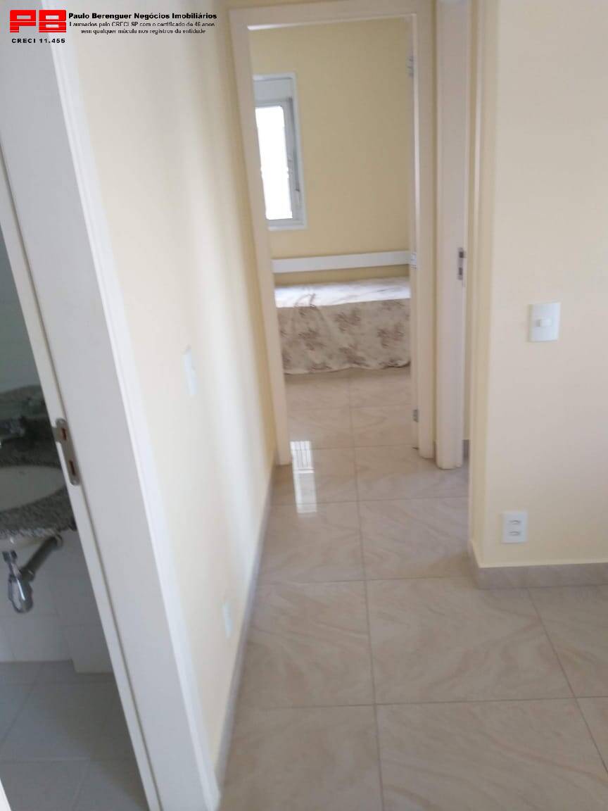 Apartamento à venda com 2 quartos, 62m² - Foto 4