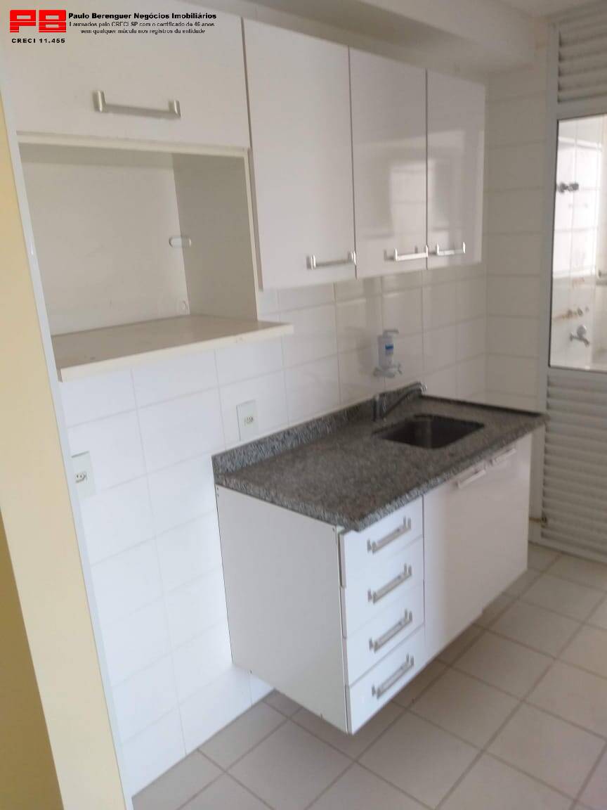 Apartamento à venda com 2 quartos, 62m² - Foto 5