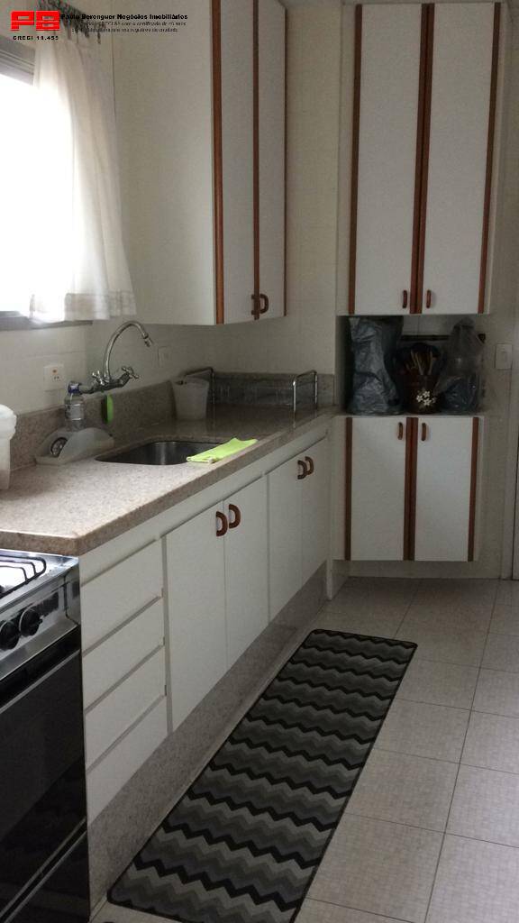 Apartamento à venda com 3 quartos, 107m² - Foto 9