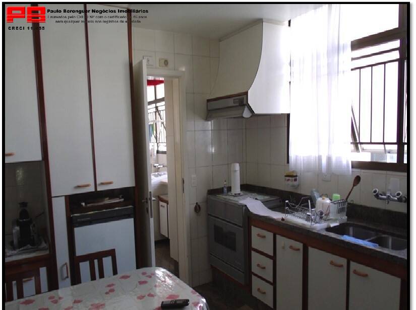 Apartamento à venda com 3 quartos, 241m² - Foto 19