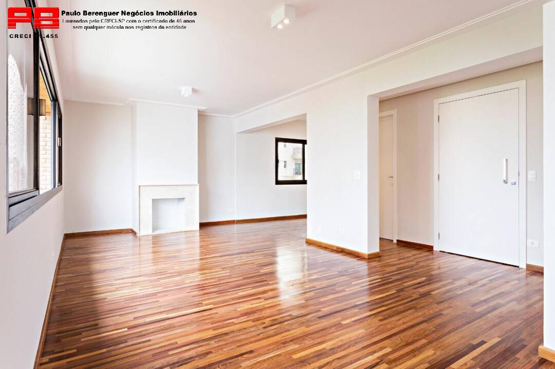 Apartamento à venda com 3 quartos, 210m² - Foto 1