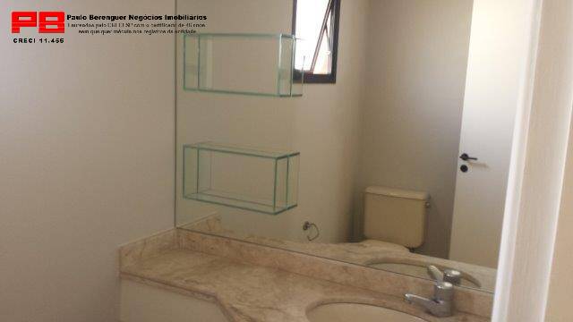 Apartamento para alugar com 2 quartos, 90m² - Foto 8