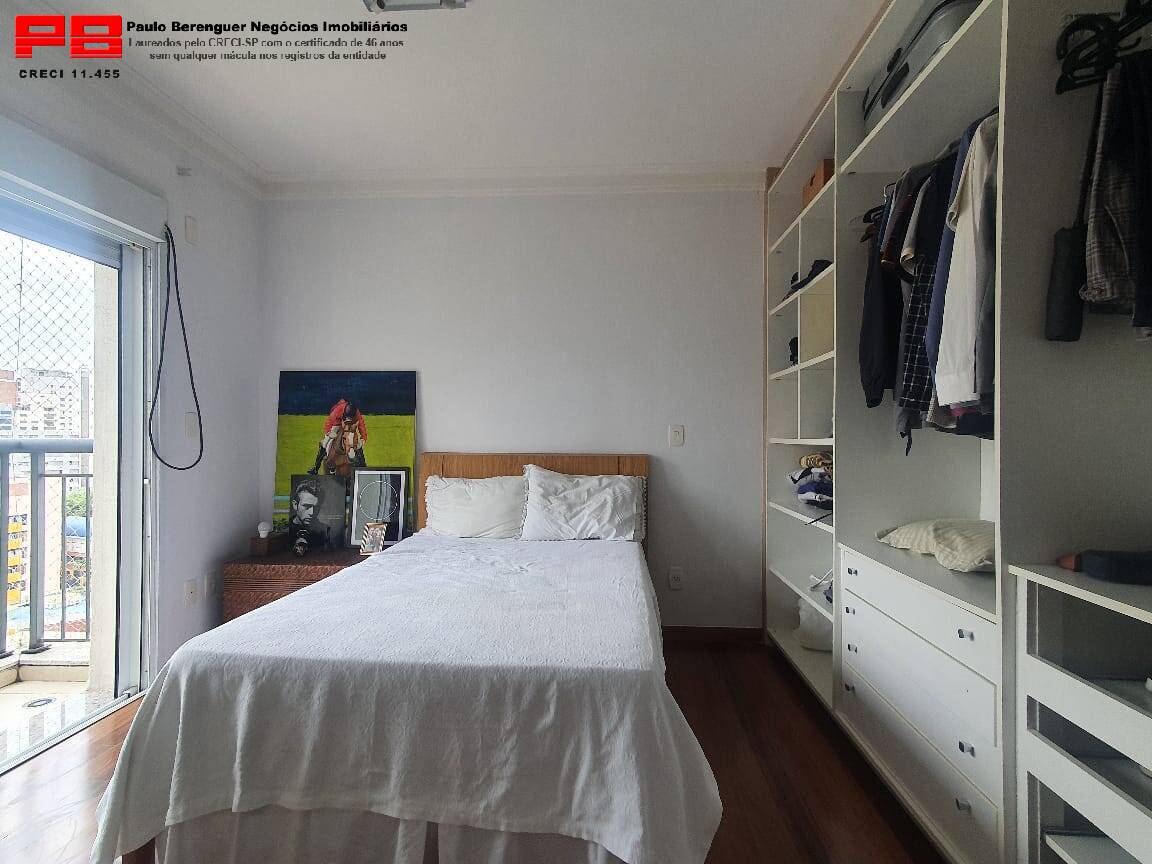 Apartamento para alugar com 4 quartos, 226m² - Foto 13