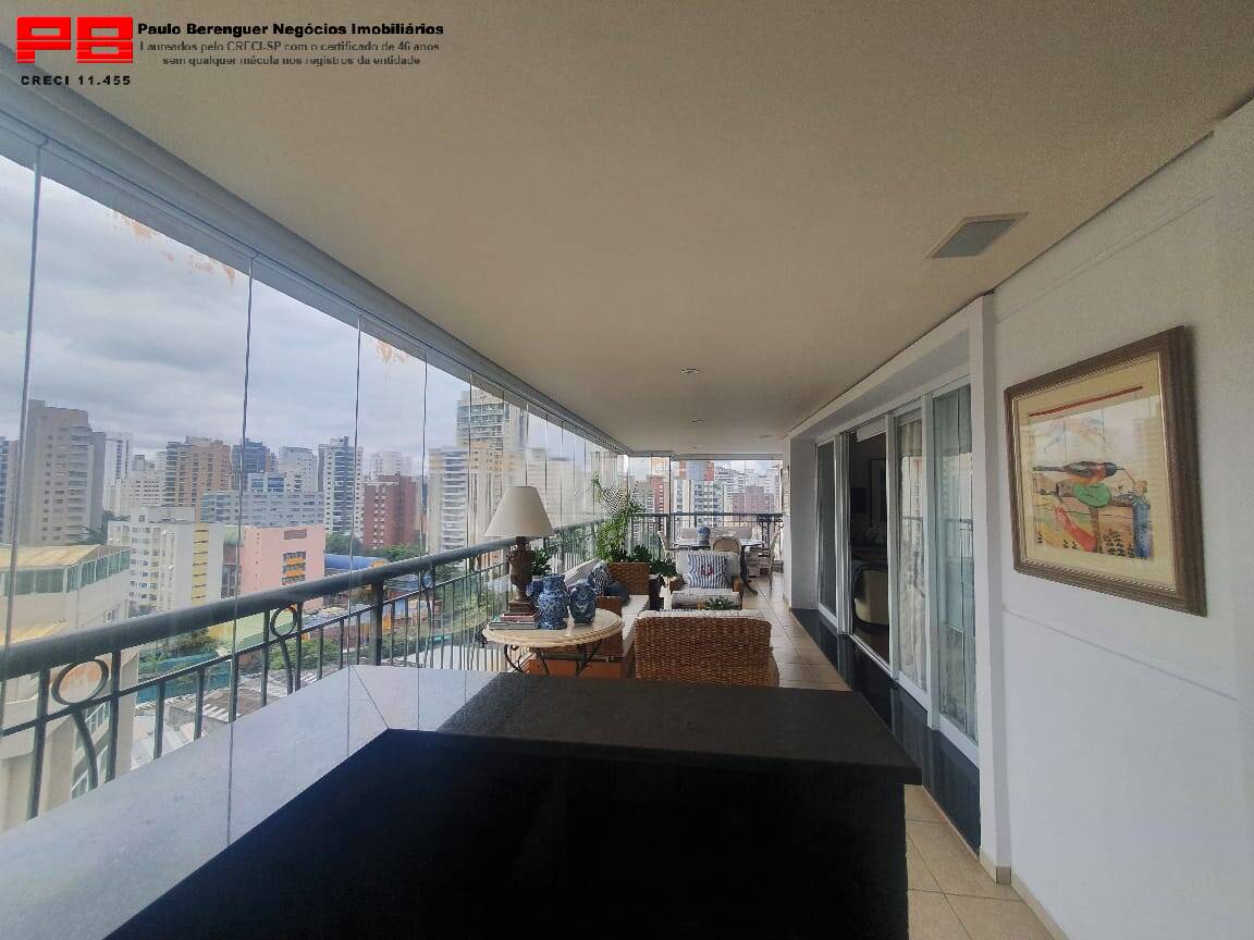 Apartamento para alugar com 4 quartos, 226m² - Foto 29