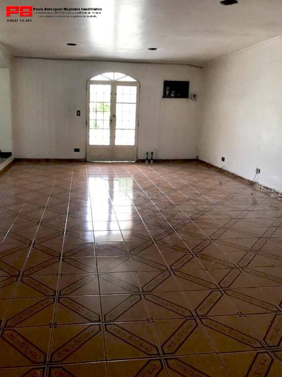 Casa à venda com 3 quartos, 343m² - Foto 10