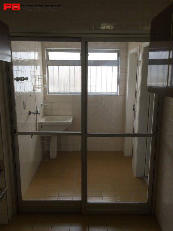 Apartamento para alugar com 3 quartos, 115m² - Foto 12