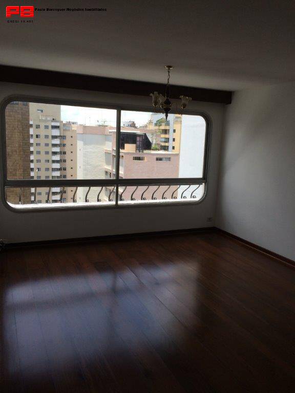 Apartamento para alugar com 3 quartos, 115m² - Foto 1