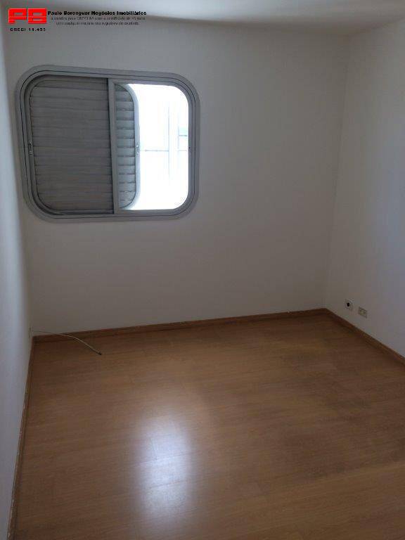 Apartamento para alugar com 3 quartos, 115m² - Foto 7