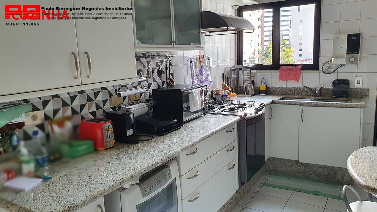 Apartamento à venda com 3 quartos, 135m² - Foto 19