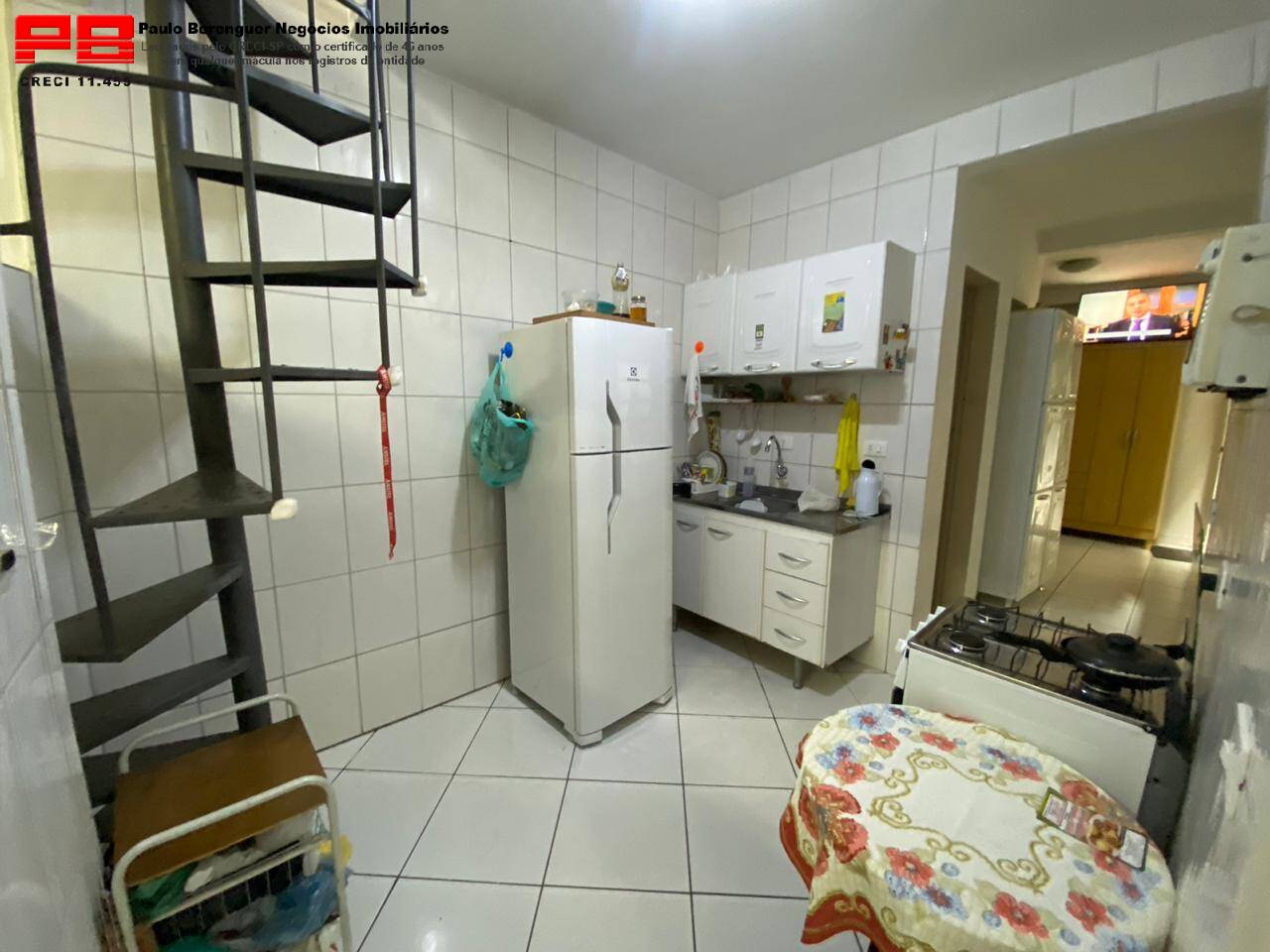 Sobrado à venda com 6 quartos, 250m² - Foto 3