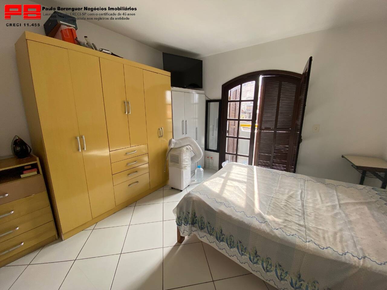 Sobrado à venda com 6 quartos, 250m² - Foto 11