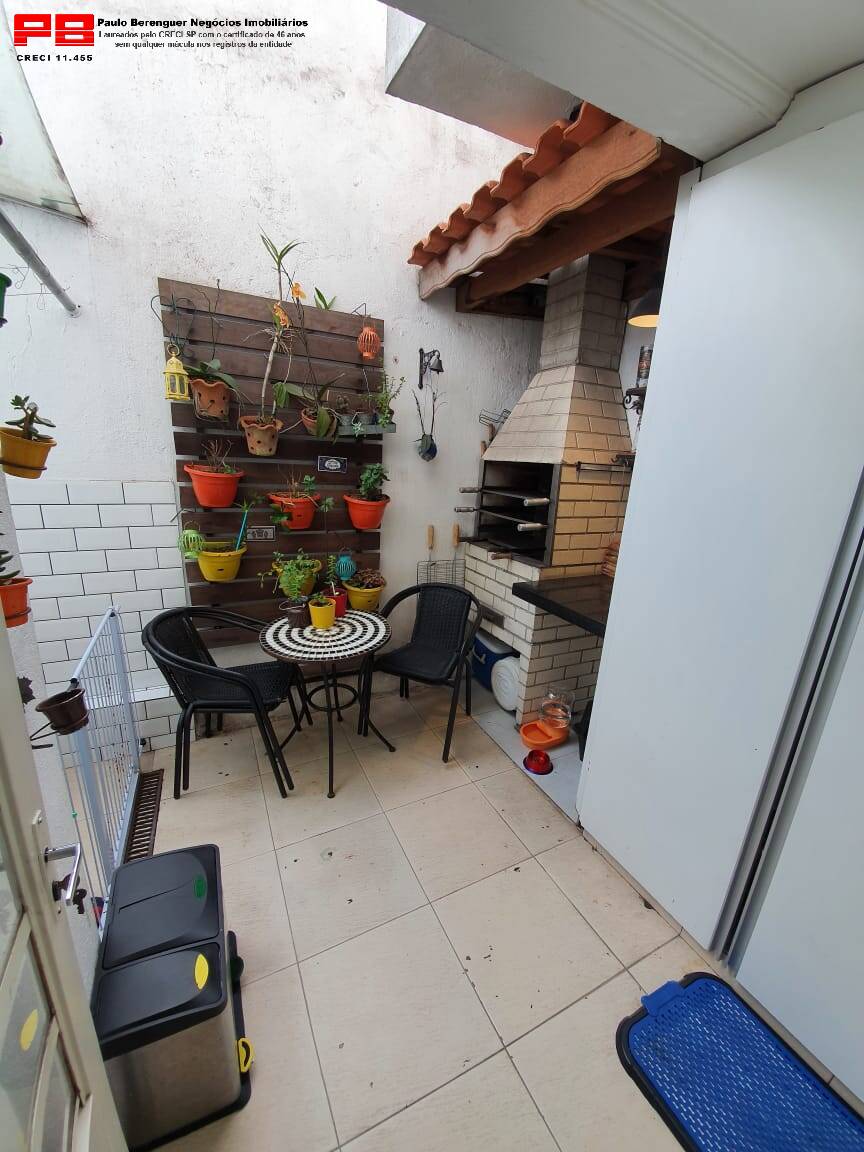 Casa à venda com 2 quartos, 68m² - Foto 8