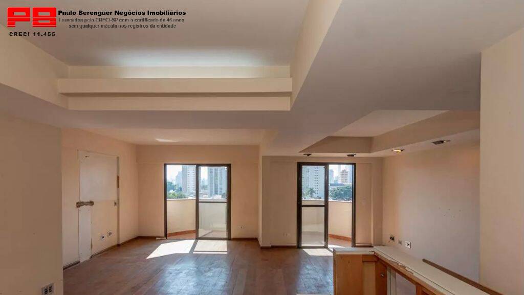 Apartamento à venda com 3 quartos, 131m² - Foto 1