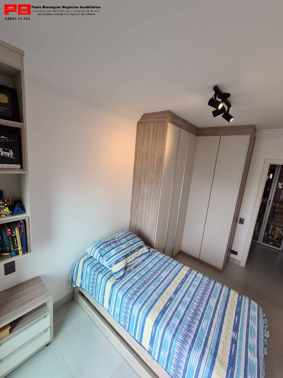 Apartamento à venda com 4 quartos, 190m² - Foto 3