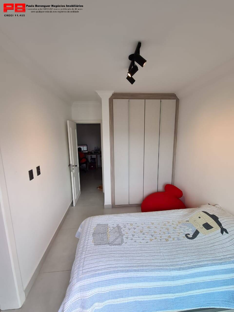 Apartamento à venda com 4 quartos, 190m² - Foto 17