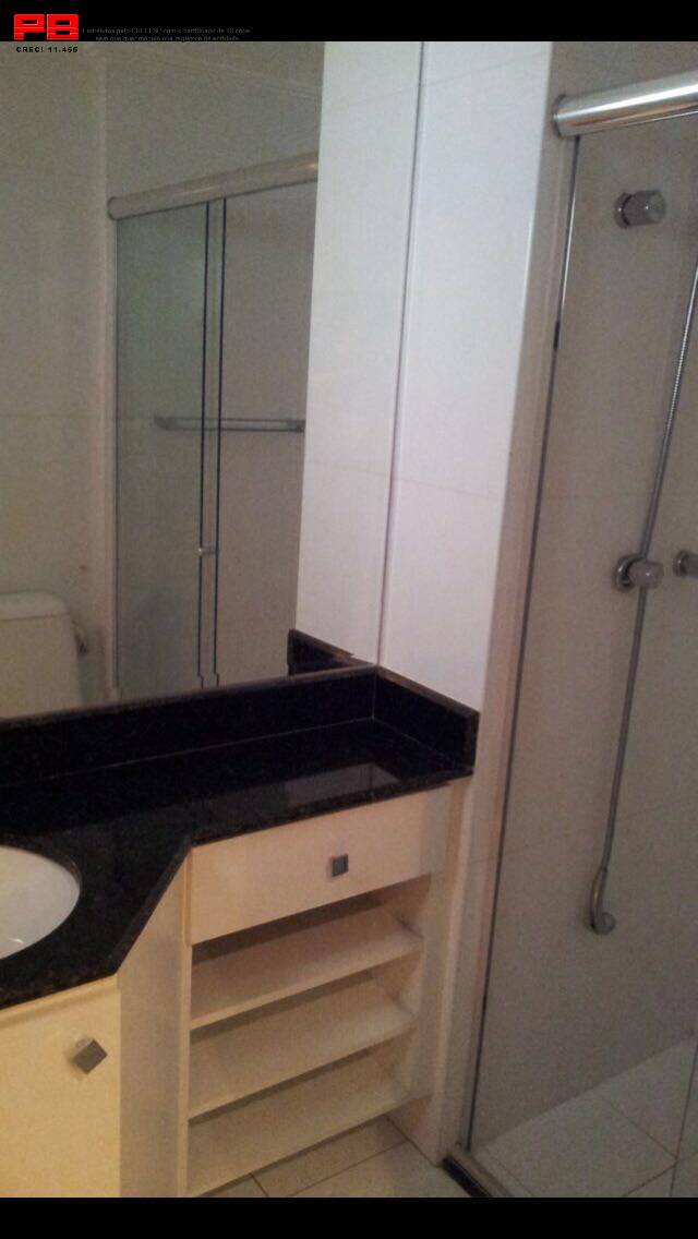 Apartamento à venda com 3 quartos, 121m² - Foto 3