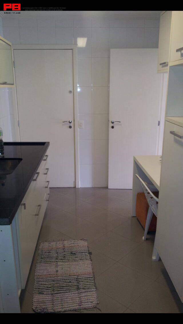 Apartamento à venda com 3 quartos, 121m² - Foto 7