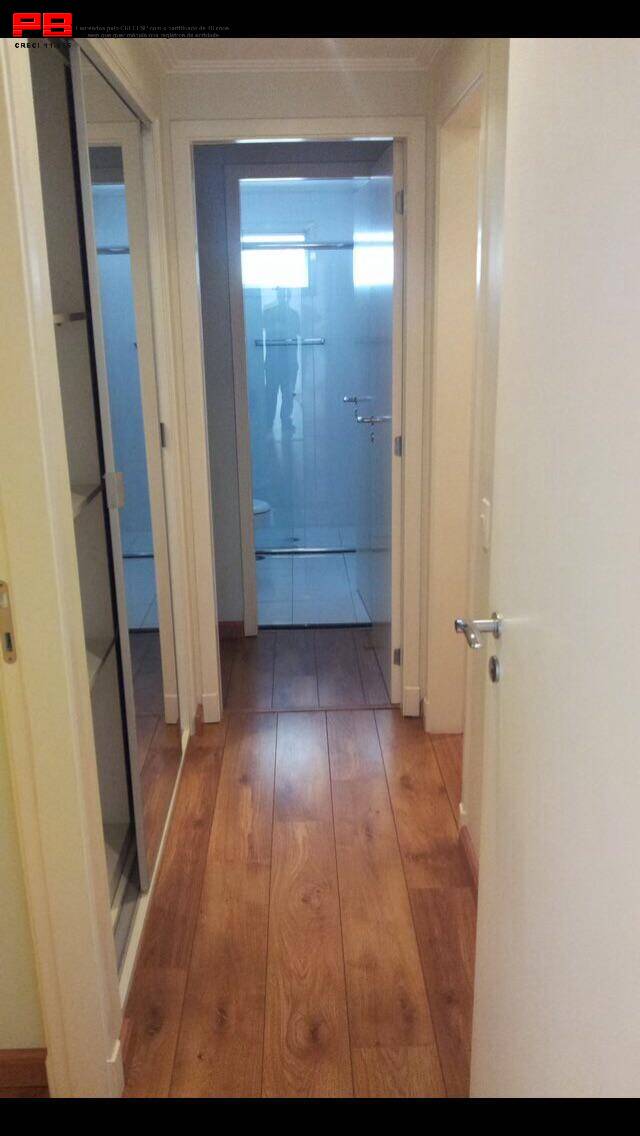 Apartamento à venda com 3 quartos, 121m² - Foto 17