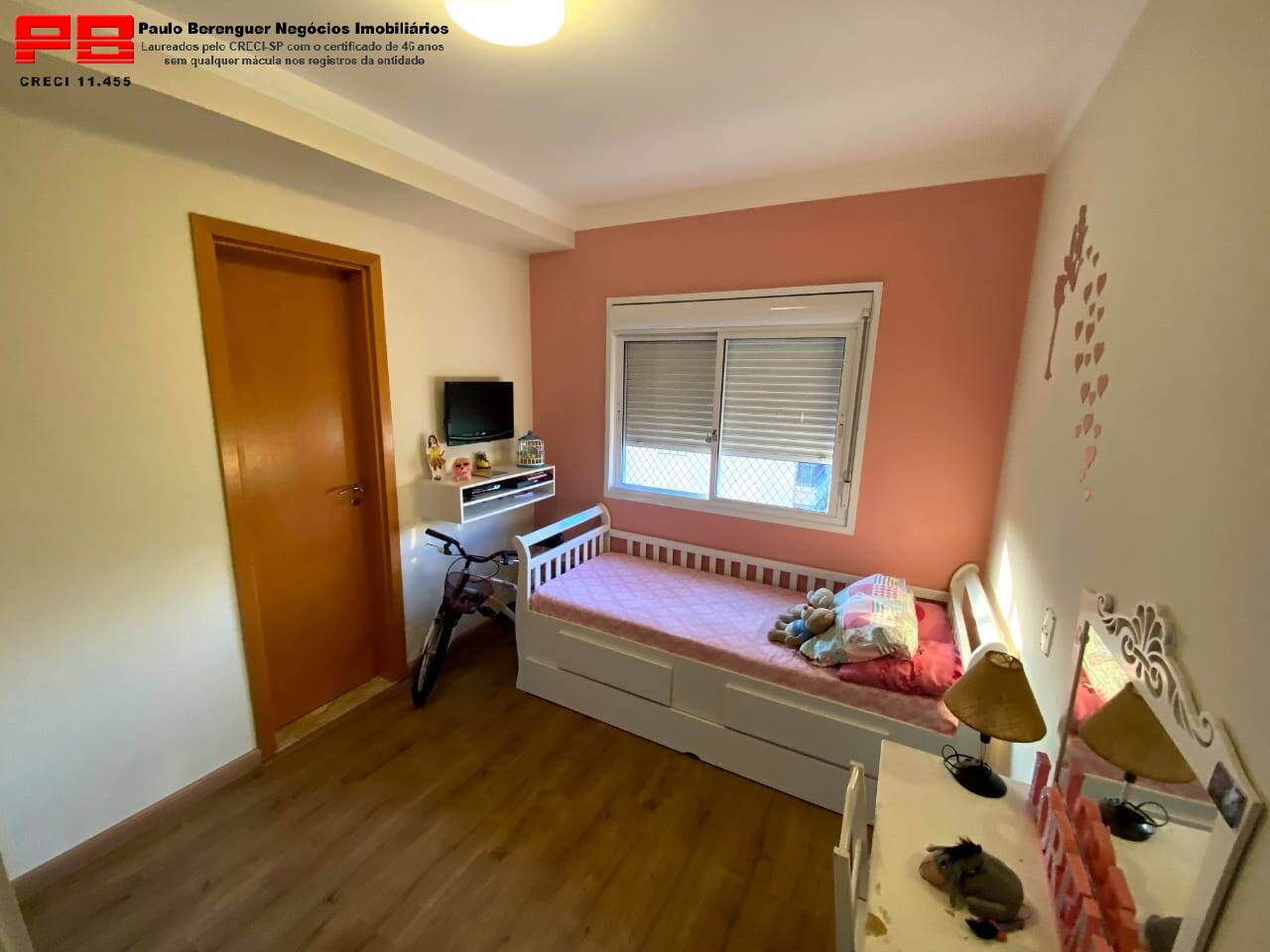 Apartamento à venda com 3 quartos, 213m² - Foto 4