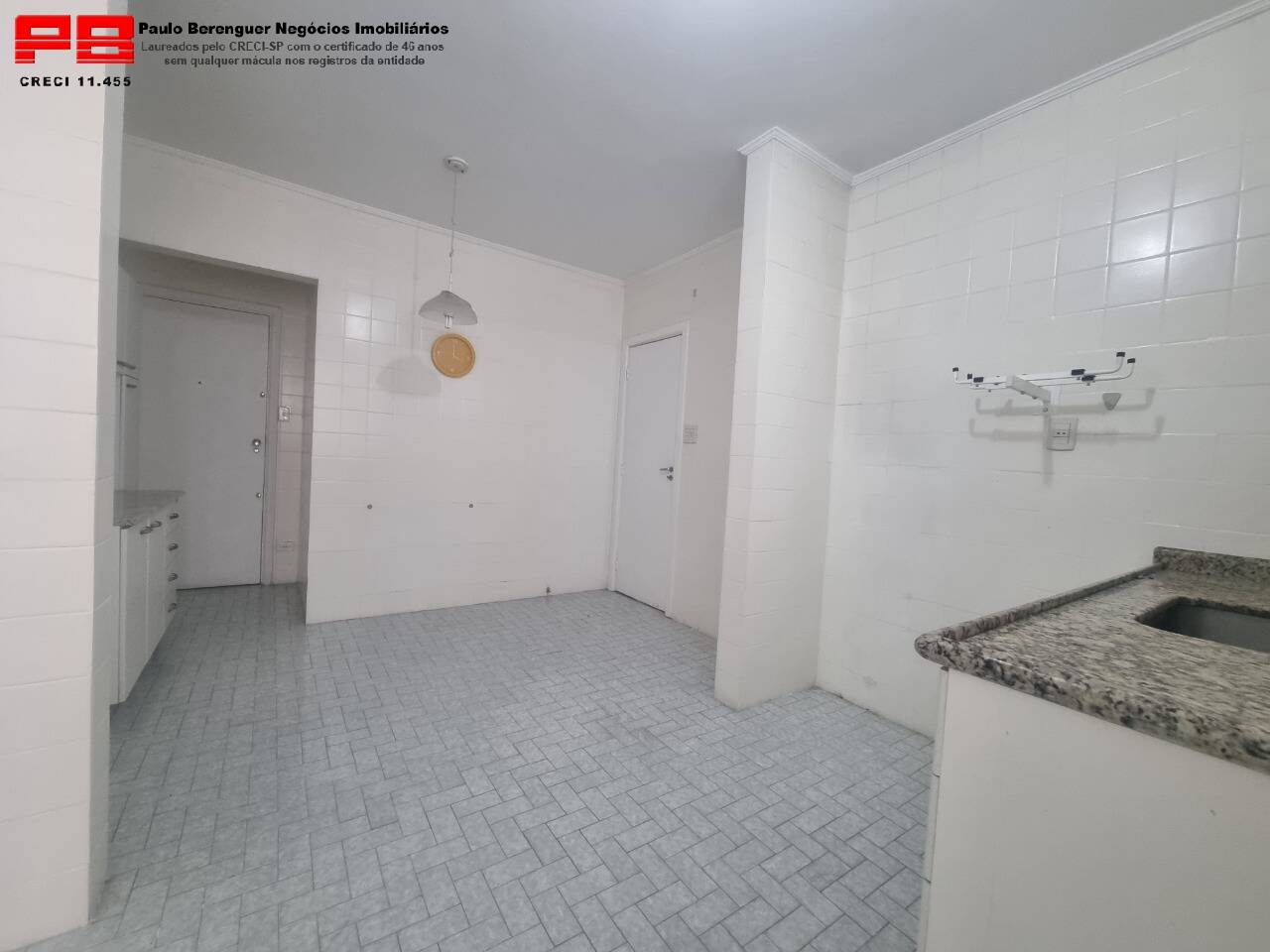 Apartamento à venda com 2 quartos, 105m² - Foto 11